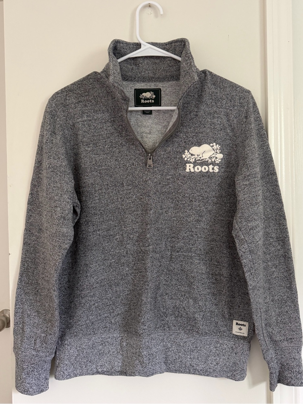 NWOT Roots Quarter Zip Sweater